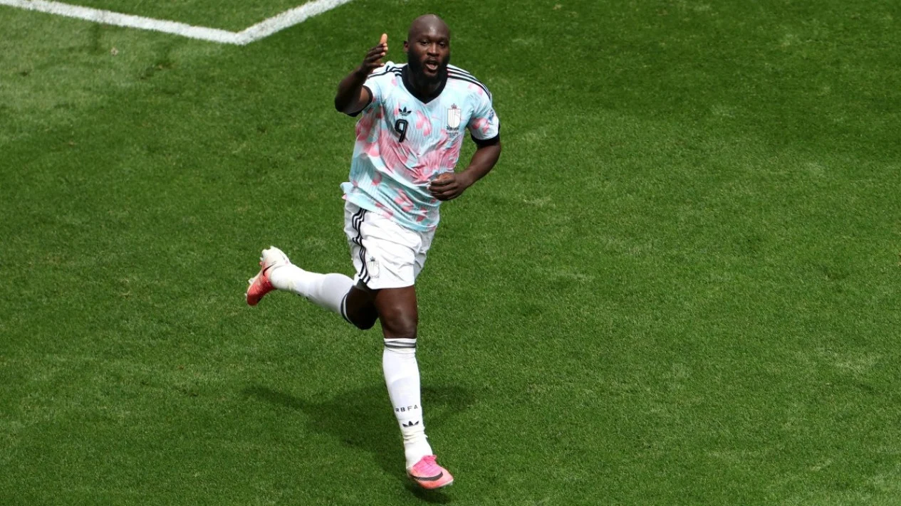 lukaku fenerbahce Lukaku Fenerbahce: Sambut Tantangan Baru Usai Pergi dari… lukaku fenerbahce - ilustrasi berita Lukaku Fenerbahce: Sambut Tantangan Baru Usai Pergi dari Napoli