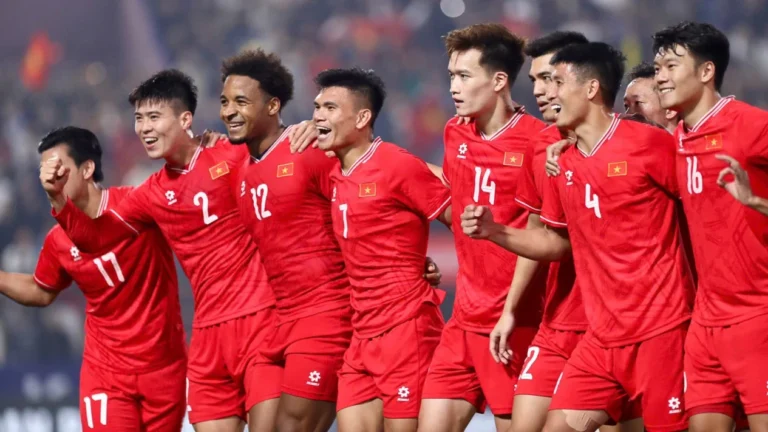 Kirimkan Teks Sumber untuk Artikel tentang pemain Vietnam